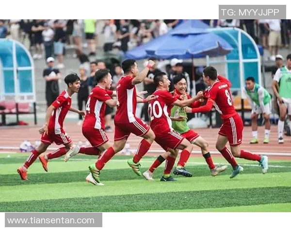 冠中冠：第3组缺火箭庸俗；金左手失去第3局成转折点，塞尔比发力